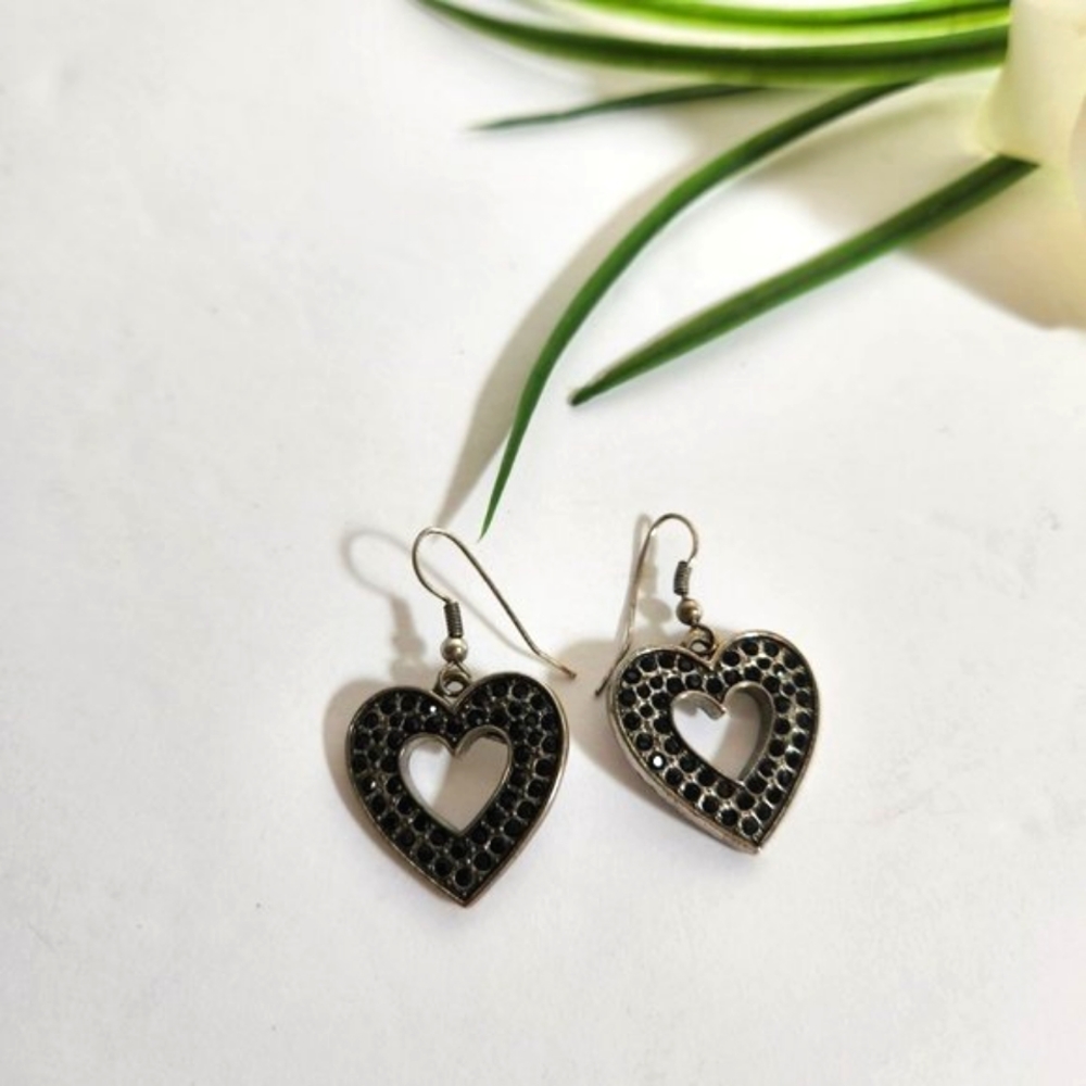 Vintage Silver Cubic Zirconia and Onyx Heart Drop - Picture 2 of 6